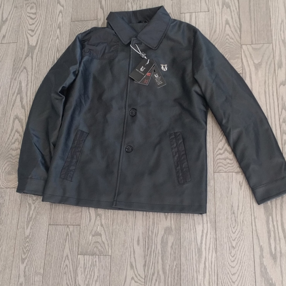 Beautiful faux leather jacket by world collection